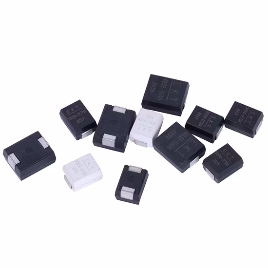 Suppression de surtension de la thermistance CTN SMD 3220 à coefficient de température négatif d'emballage en plastique